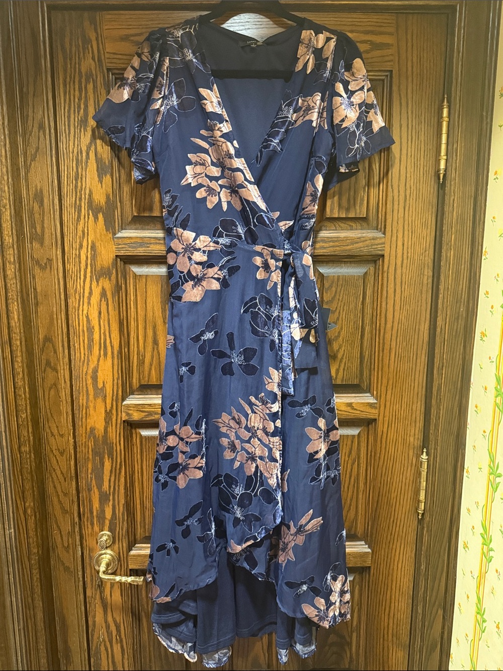Lulus Navy Burnout Floral Wrap High Low Midi Dress NWT Small - Picture 3 of 8